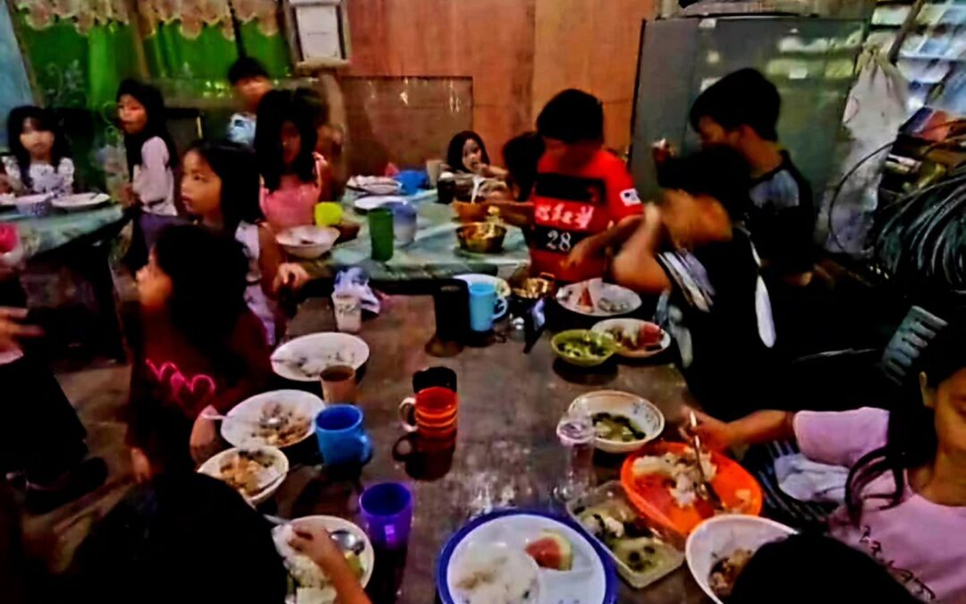 Feeding Hope Amid the Storm: Rose CGI and Philippine Red Cross Continue Feeding Program in Barangay Manocmanoc